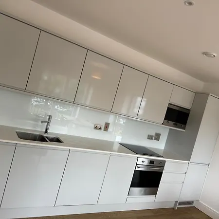 Homestay Shortlet By Z Birmingham